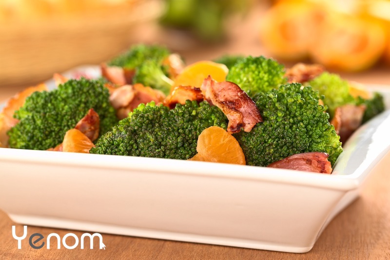 Broccoli met bacon en aardappels